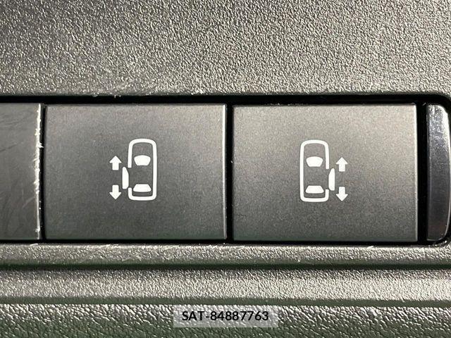 Nissan SERENA 2023-06 8781938-2