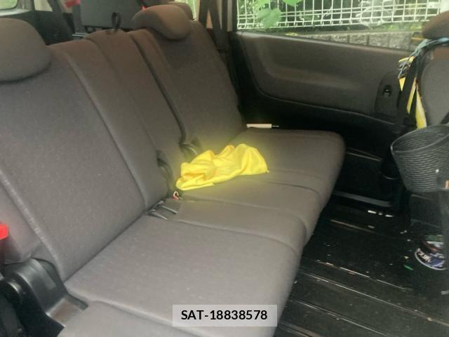 Nissan SERENA 2007-05 8781968-5