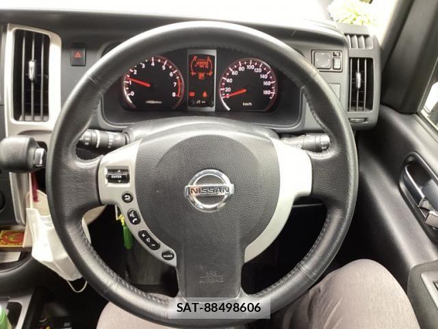 Nissan SERENA 2008-08 8781962-16