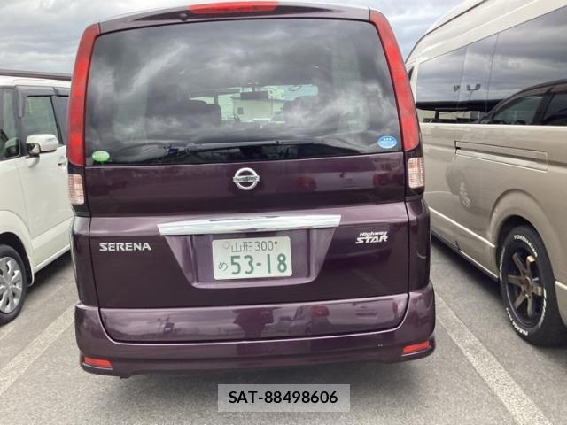 Nissan SERENA 2008-08 8781962-5