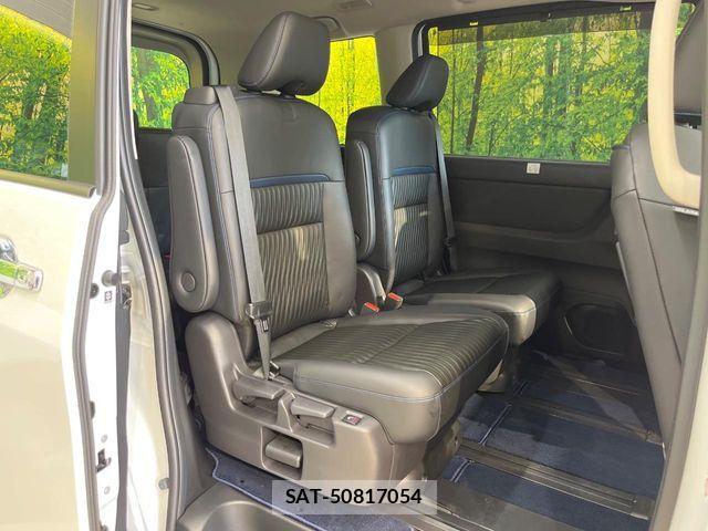 Nissan SERENA 2024-02 8781933-8