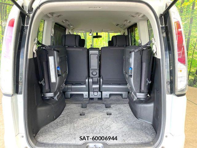 Nissan SERENA 2011-11 8781959-10