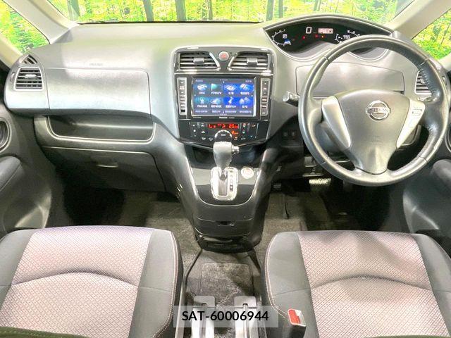 Nissan SERENA 2011-11 8781959-1