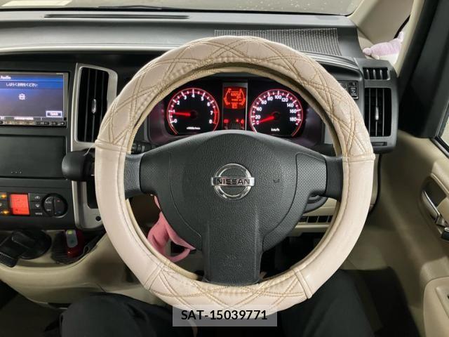 Nissan SERENA 2010-08 8781963-14