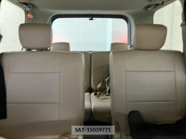 Nissan SERENA 2010-08 8781963-22