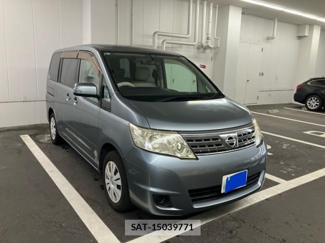 Nissan SERENA 2010-08 8781963-2