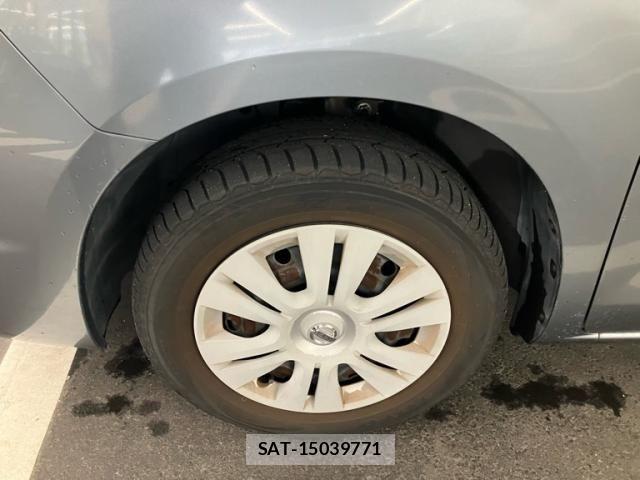 Nissan SERENA 2010-08 8781963-8