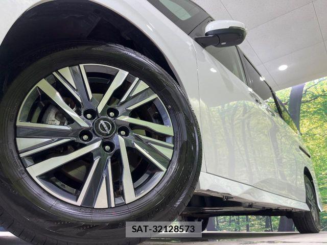 Nissan SERENA 2023-08 8781937-13