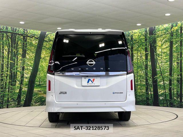 Nissan SERENA 2023-08 8781937-15