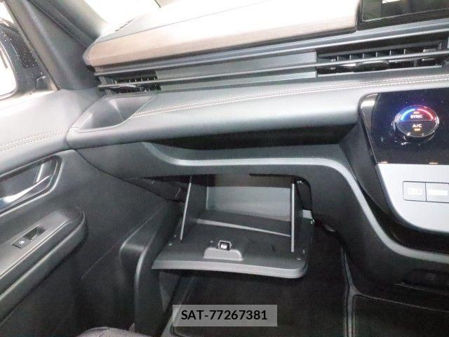 Nissan SERENA 2023-07 8781936-26