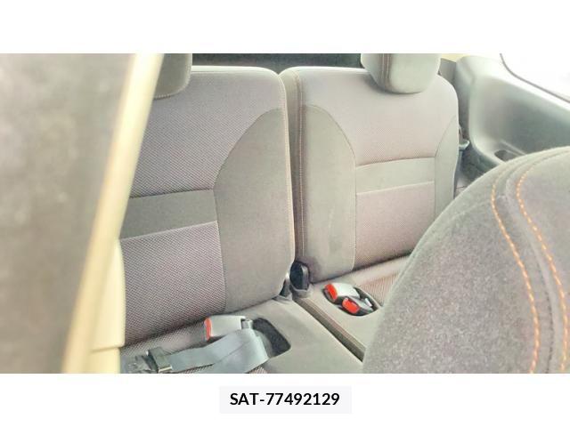 Nissan SERENA 2009-05 8781964-22