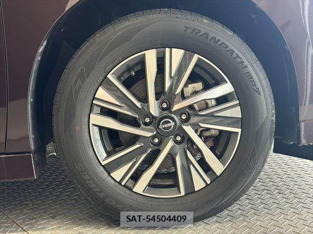 Nissan SERENA 2023-09 8797397-27