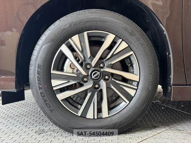 Nissan SERENA 2023-09 8797397-28