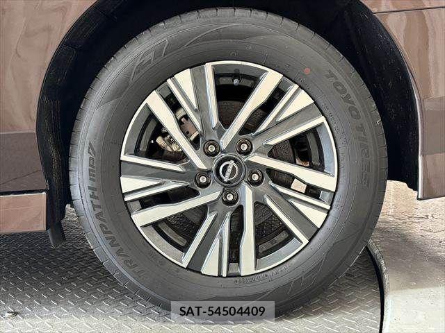 Nissan SERENA 2023-09 8797397-29