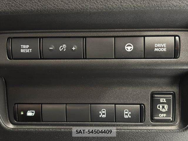 Nissan SERENA 2023-09 8797397-6