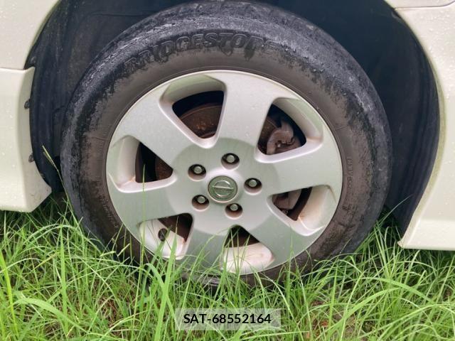 Nissan SERENA 2009-07 8797422-9