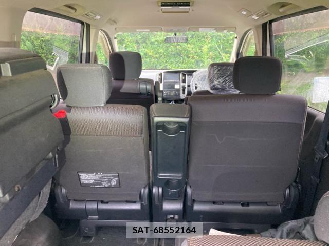 Nissan SERENA 2009-07 8797422-25