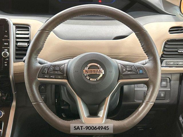 Nissan SERENA 2018-04 8797405-11