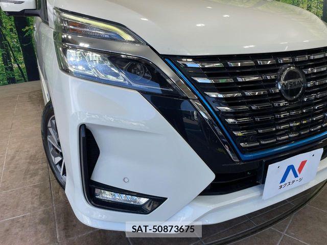 Nissan SERENA 2019-10 8797403-11
