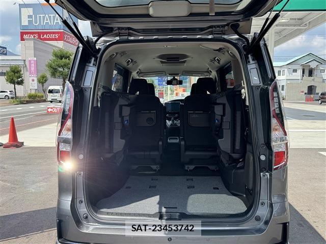 Nissan SERENA 2022-08 8797399-13