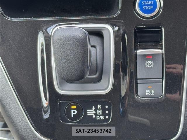 Nissan SERENA 2022-08 8797399-20
