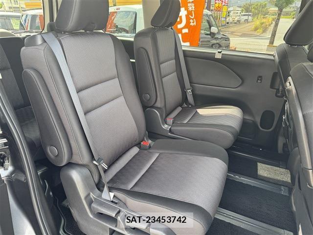 Nissan SERENA 2022-08 8797399-8