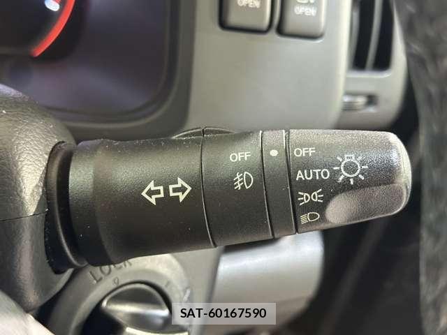 Nissan SERENA 2008-03 8797420-11