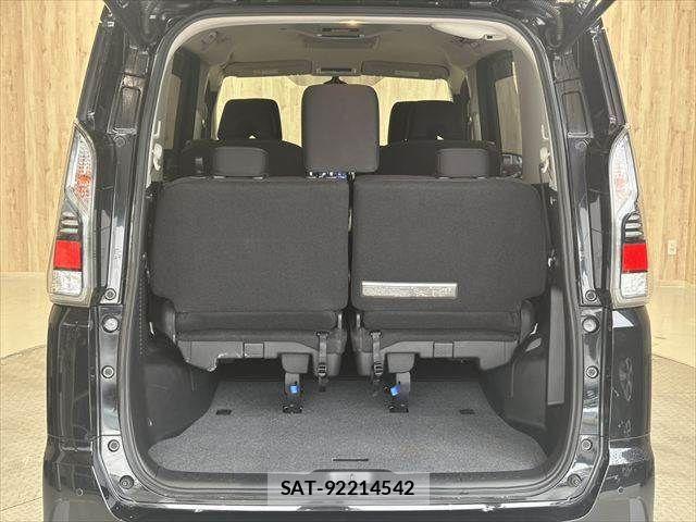 Nissan SERENA 2018-11 8797417-12
