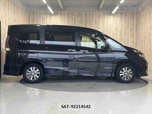 Nissan SERENA 2018-11 8797417-18
