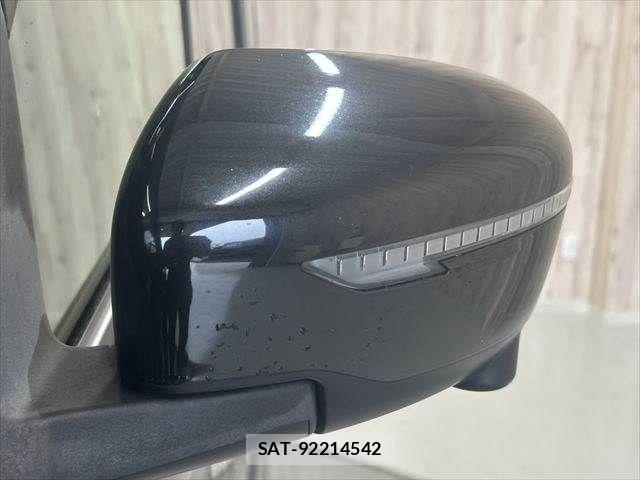 Nissan SERENA 2018-11 8797417-27