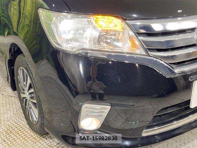 Nissan SERENA 2012-03 8797419-12