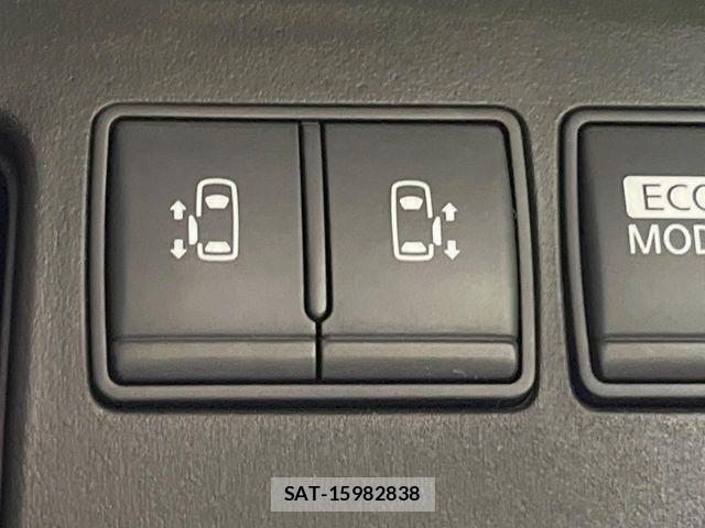 Nissan SERENA 2012-03 8797419-5