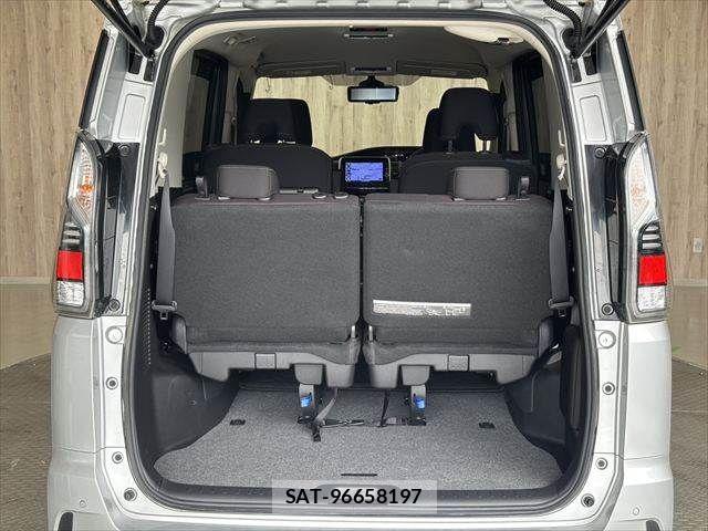 Nissan SERENA 2018-07 8797418-11