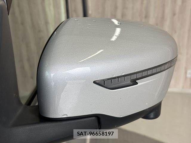 Nissan SERENA 2018-07 8797418-26