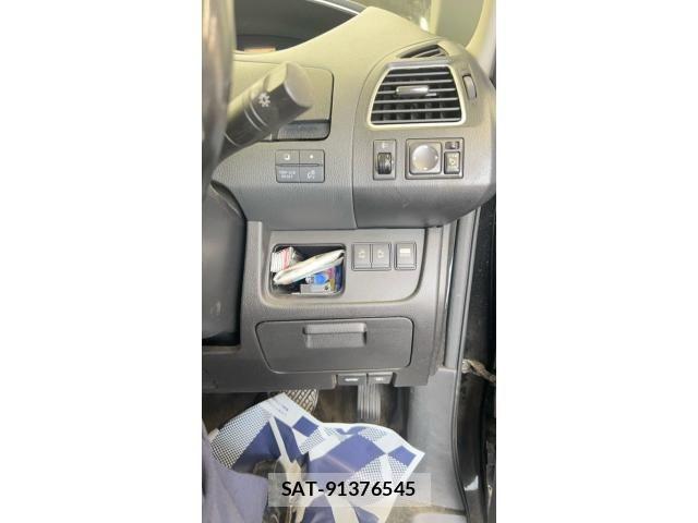 Nissan SERENA 2011-07 8797421-6