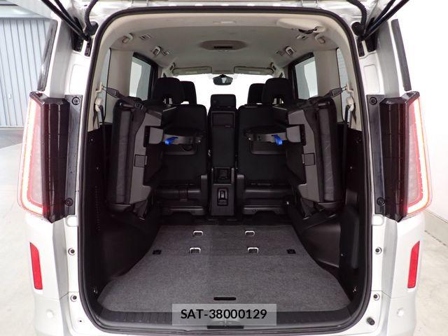Nissan SERENA 2023-07 8797404-17
