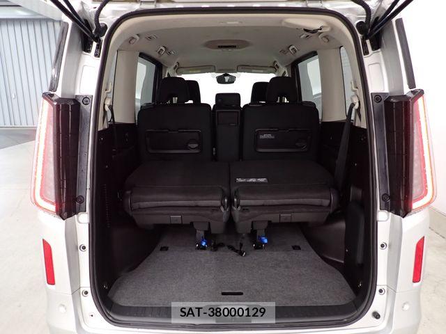 Nissan SERENA 2023-07 8797404-27