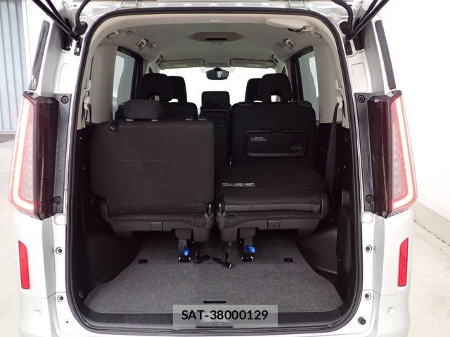 Nissan SERENA 2023-07 8797404-29