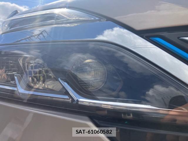 Nissan SERENA 2020-12 8797411-17