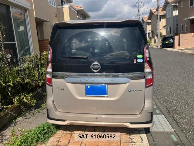 Nissan SERENA 2020-12 8797411-1