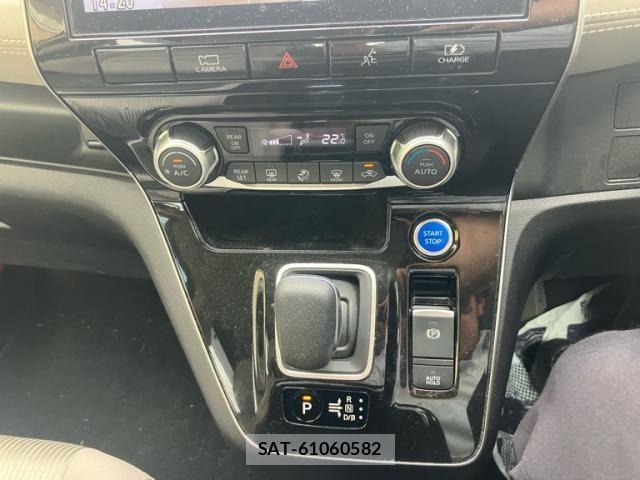 Nissan SERENA 2020-12 8797411-23