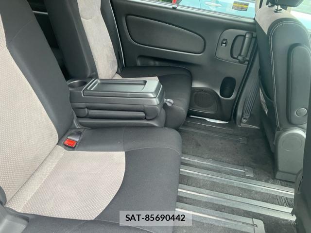 Nissan SERENA 2011-09 8831472-10