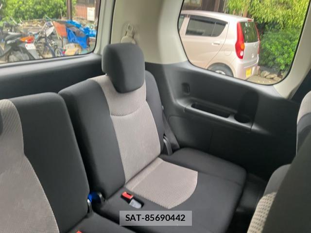 Nissan SERENA 2011-09 8831472-11