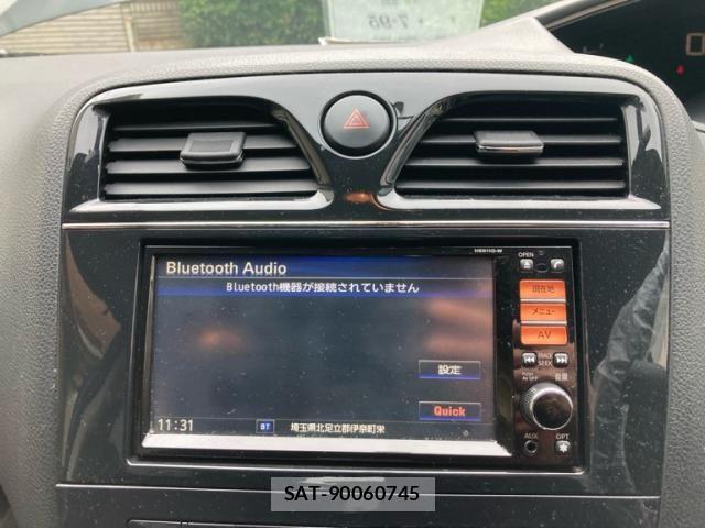 Nissan SERENA 2012-01 8831463-19