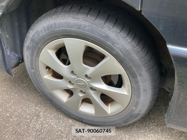 Nissan SERENA 2012-01 8831463-5