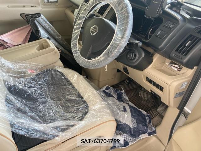 Nissan SERENA 2010-03 8831464-14