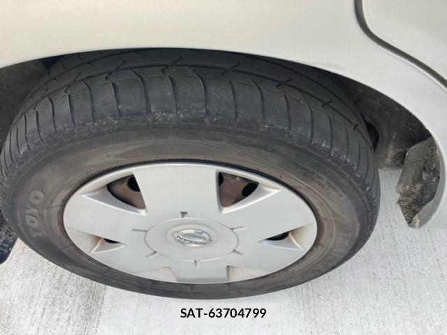 Nissan SERENA 2010-03 8831464-7