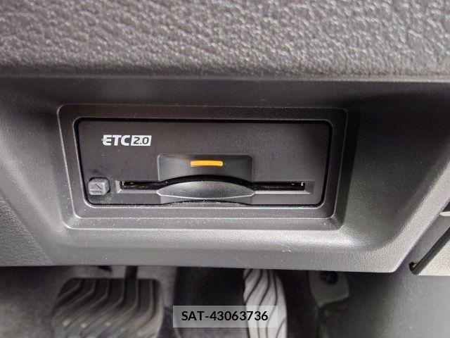 Nissan SERENA 2026-01 8831436-22