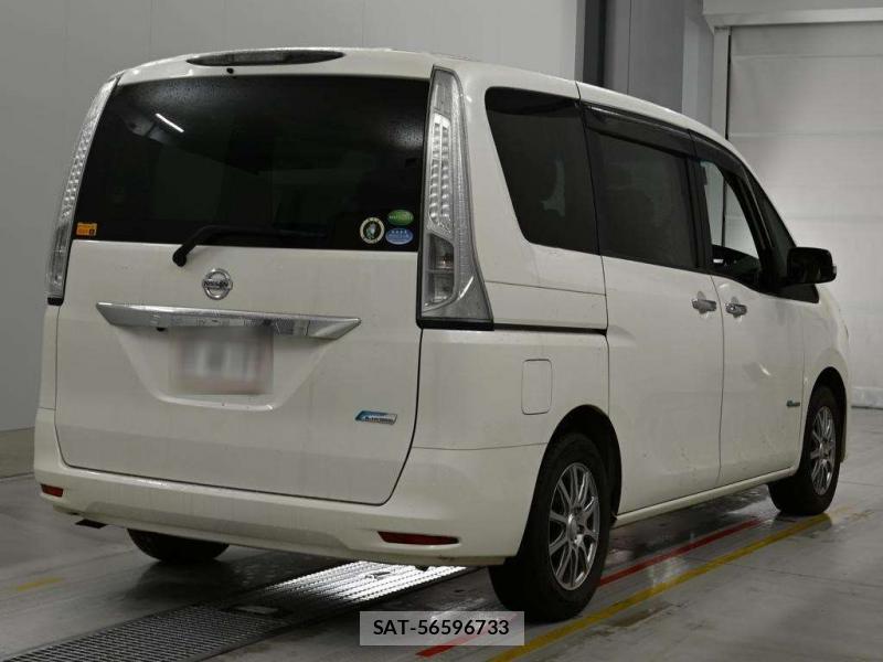 Nissan SERENA 2014-12 8830513-1