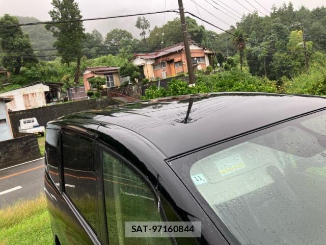 Nissan SERENA 2018-09 8831461-10